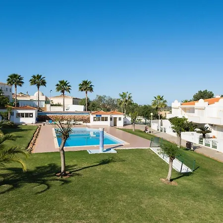 Pauline's In A Small And Quiet In Porches * Porches (Algarve)